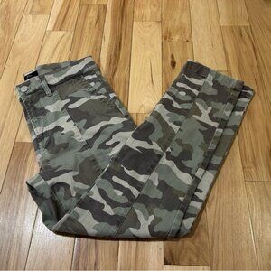 J Crew Vintage Straight Cargo Green Camouflage Jeans Pants - Women’s Size 27